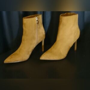 Nine West Brown suede leather  Ankle Boots 5.5M